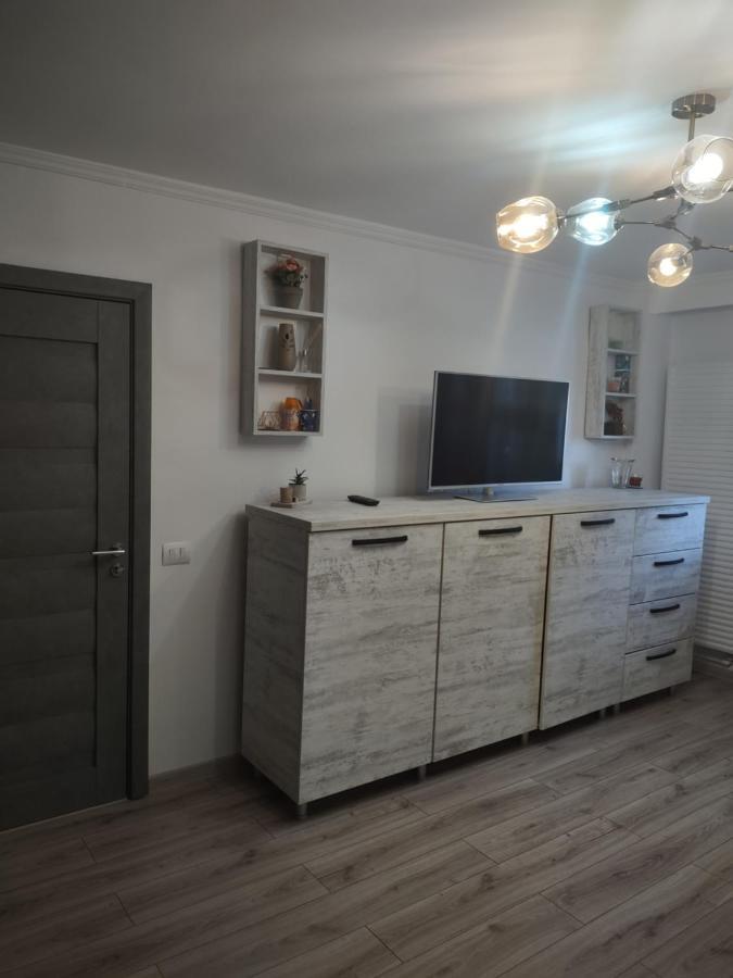 Apartament Pitesti Luaran gambar